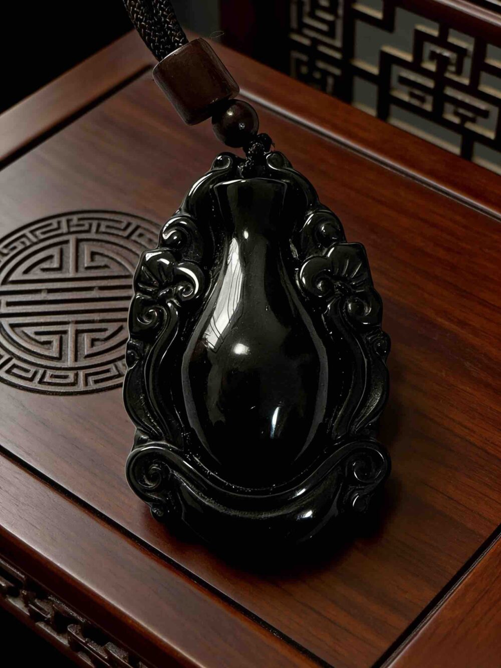 A15 Pure Vase Obsidian Pendant