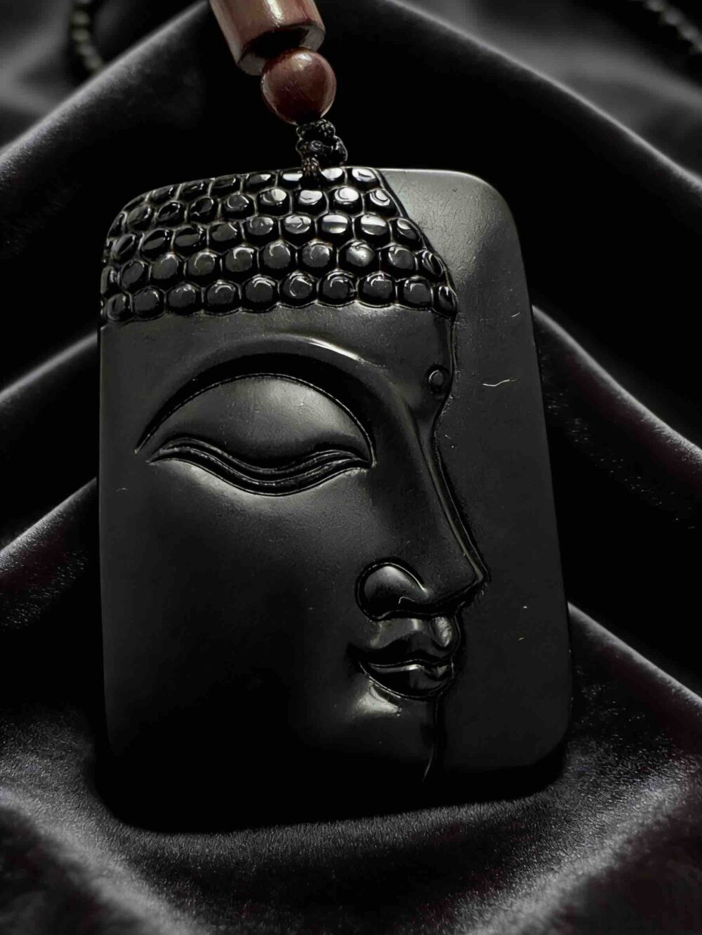 B16 Obsidian Wisdom Profile Guanyin Pendant